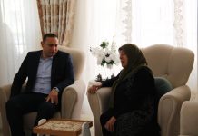 BAŞKAN BİLECEN ANNELER GÜNÜNDE ŞEHİT VE GAZİ ANNELERİNİ ZİYARET ETTİ