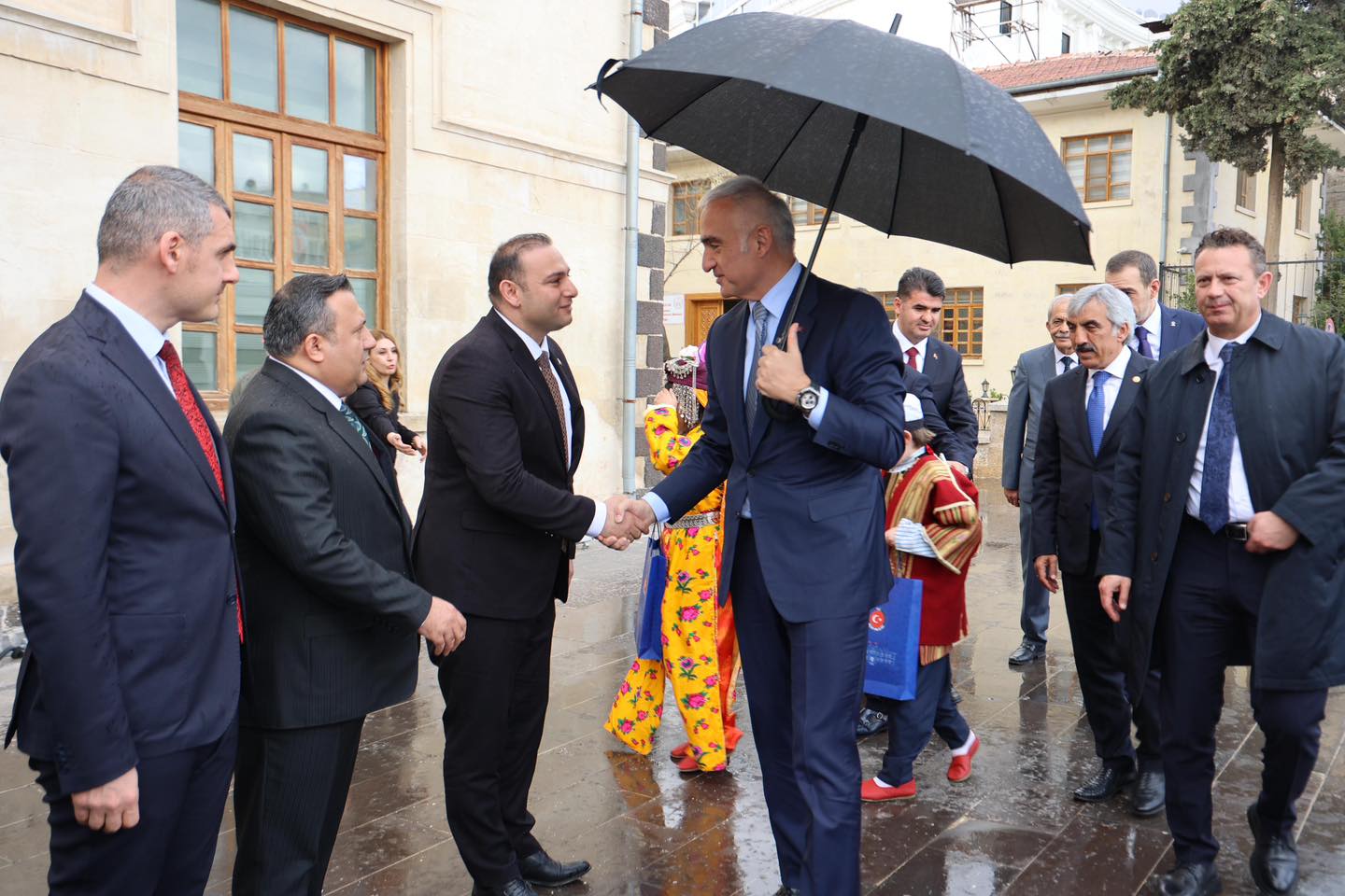 KÜLTÜR VE TURİZM BAKANI MEHMET NURİ ERSOY KİLİS’TE KARŞILANDI
