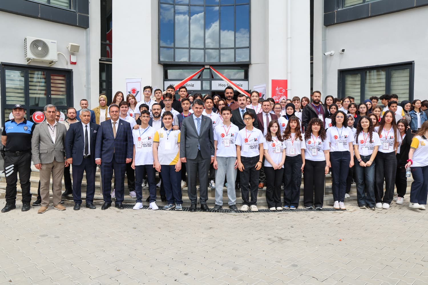 KİLİS ANADOLU LİSESİ’NDE TÜBİTAK 4006 BİLİM FUARI HEYECANI