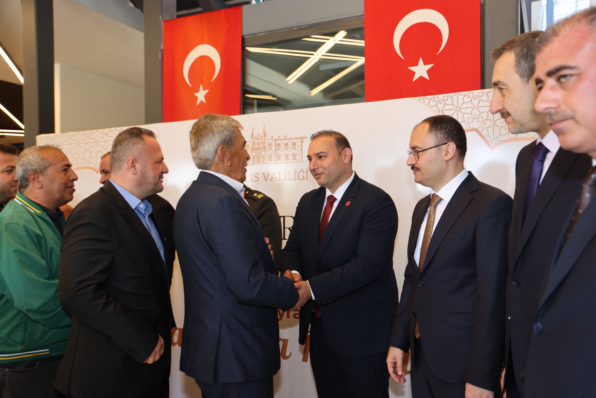 BAŞKAN BİLECEN, VALİLİK TARAFINDAN DÜZENLENEN BAYRAMLAŞMA PROGRAMINA KATILDI
