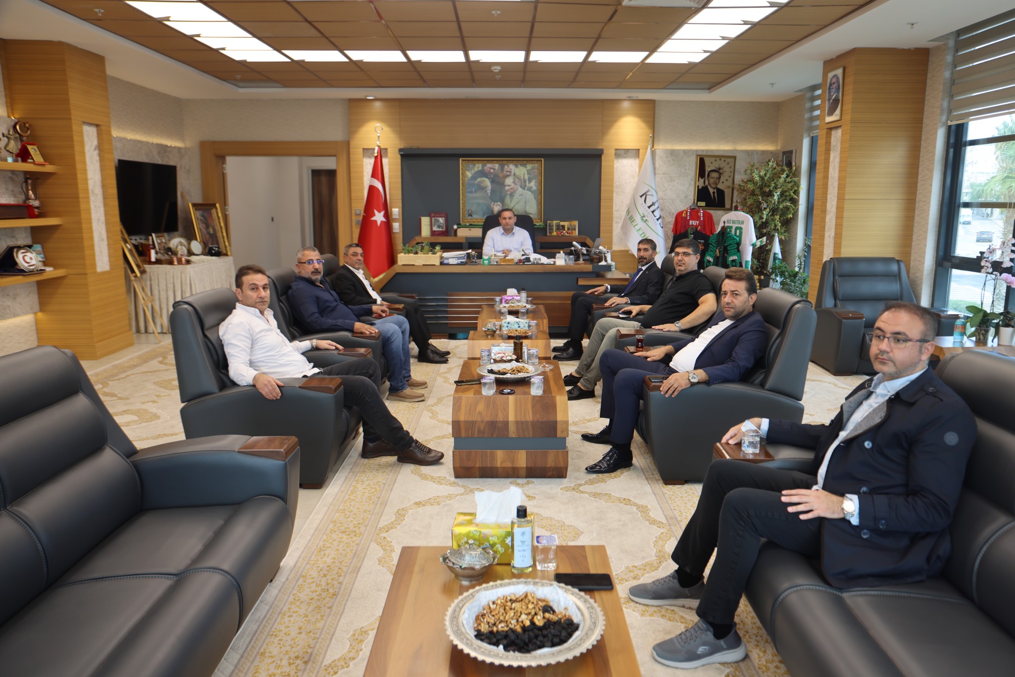 MHP İl Başkanı ve Belediye Meclis Üyelerinden Başkan Bilecen’e Ziyaret